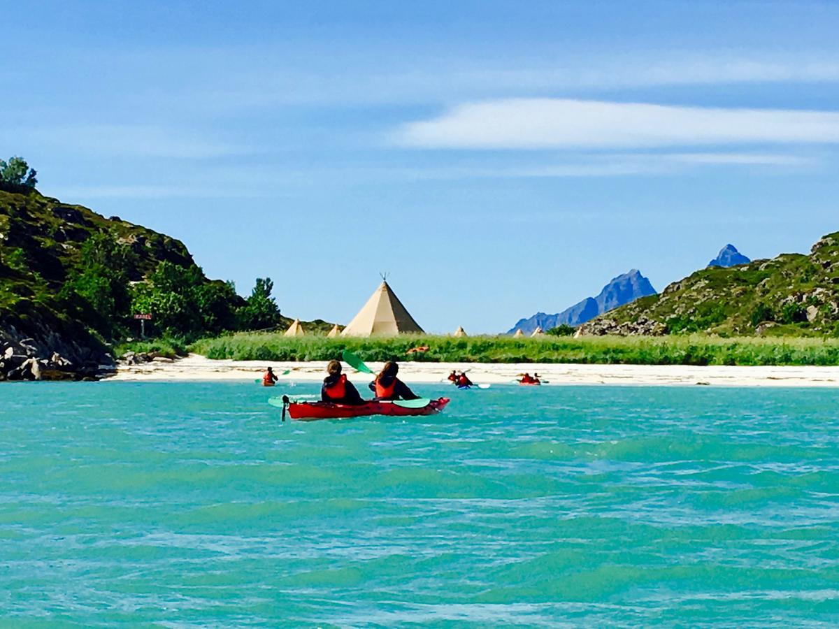 Lofoten Beach Glamping Skrova Екстер'єр фото