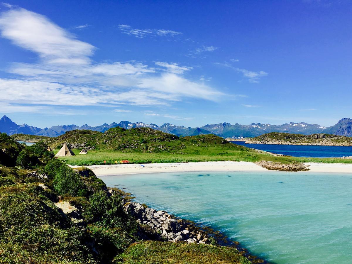 Lofoten Beach Glamping Skrova Екстер'єр фото